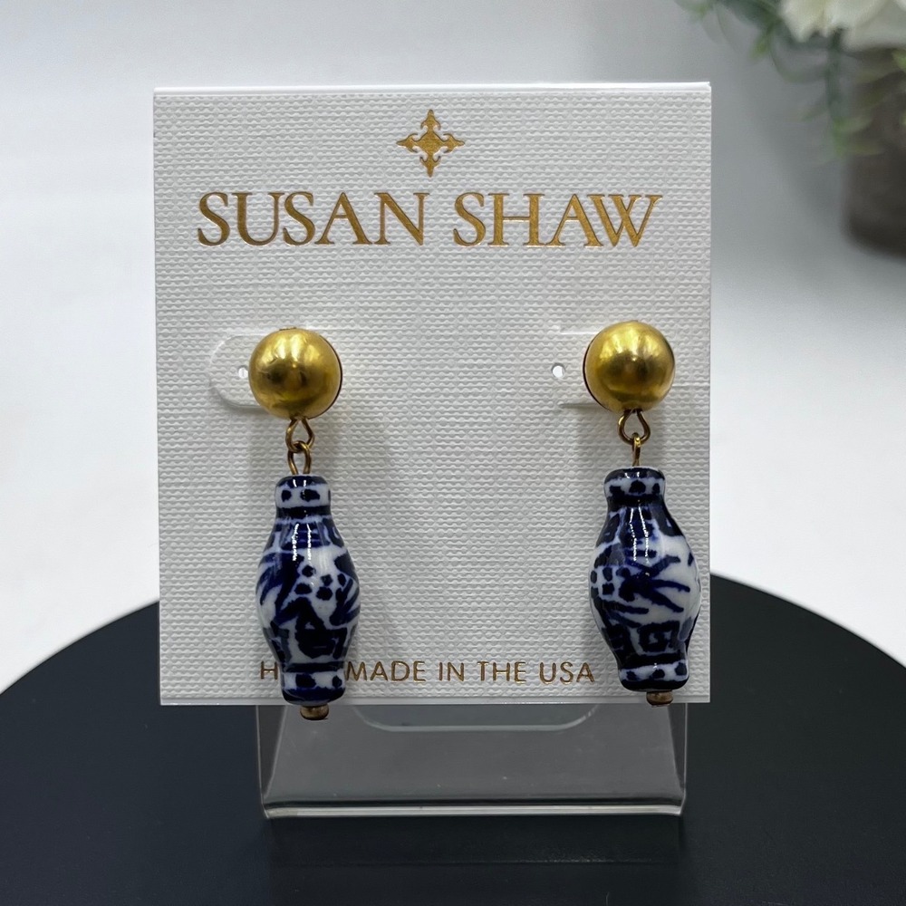 Susan Shaw Blue White Hand Painted Porcelain Ginger Jar Drop Gold Plate Earrings